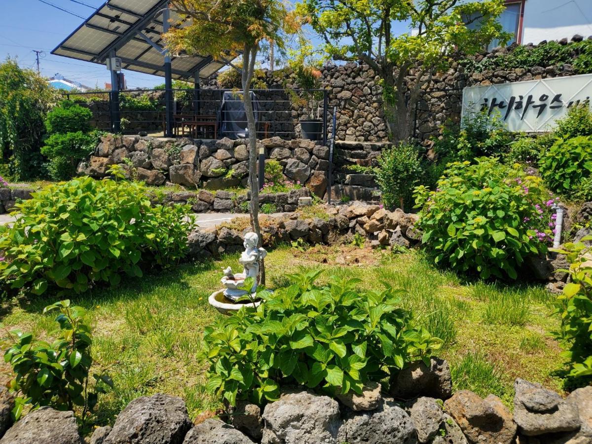 Hanihaus Sinchon-Ri Jeju Esterno foto