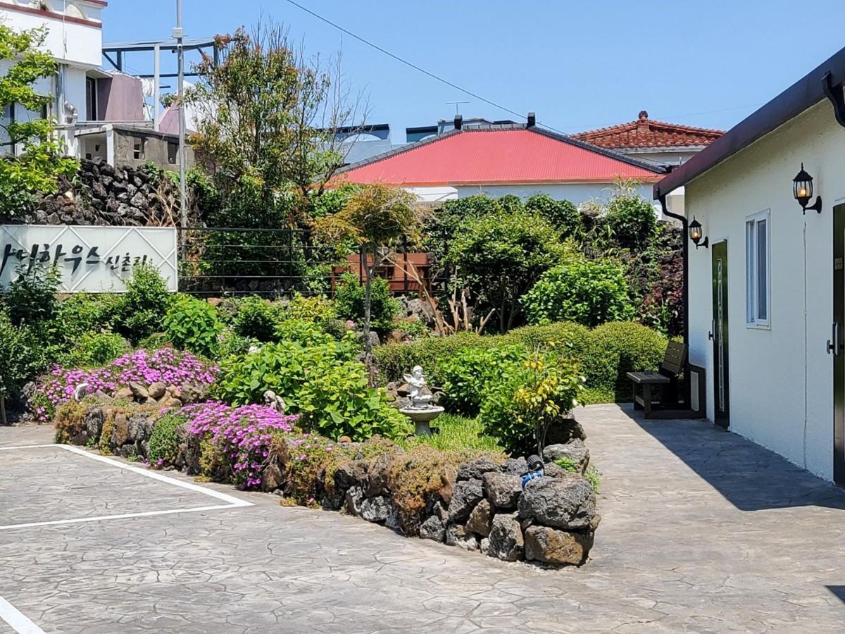 Hanihaus Sinchon-Ri Jeju Esterno foto